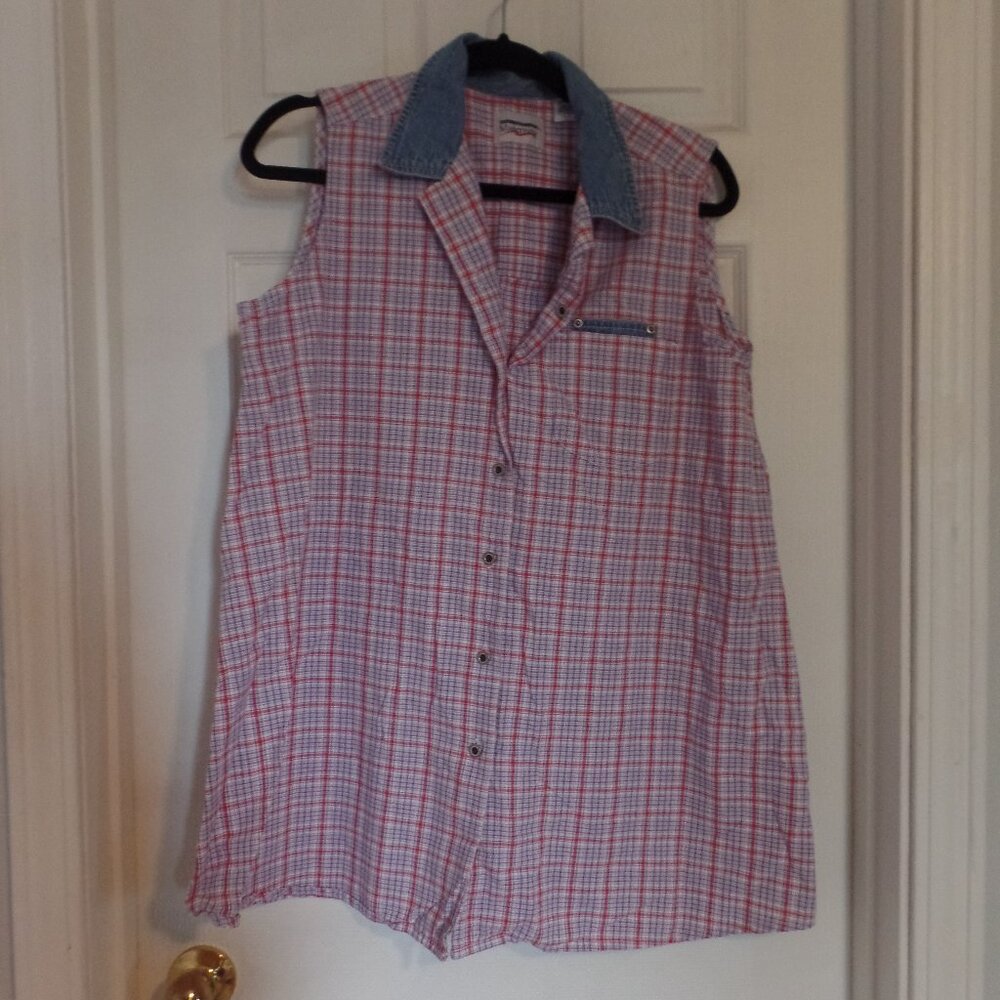 New Addition Maternity Sleeveless Denim Shirt Size Small